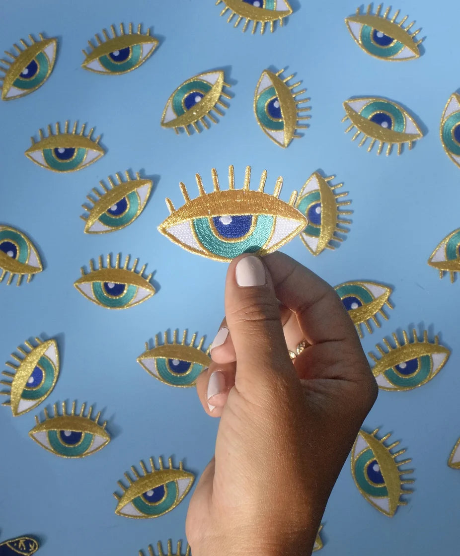 Gold eye